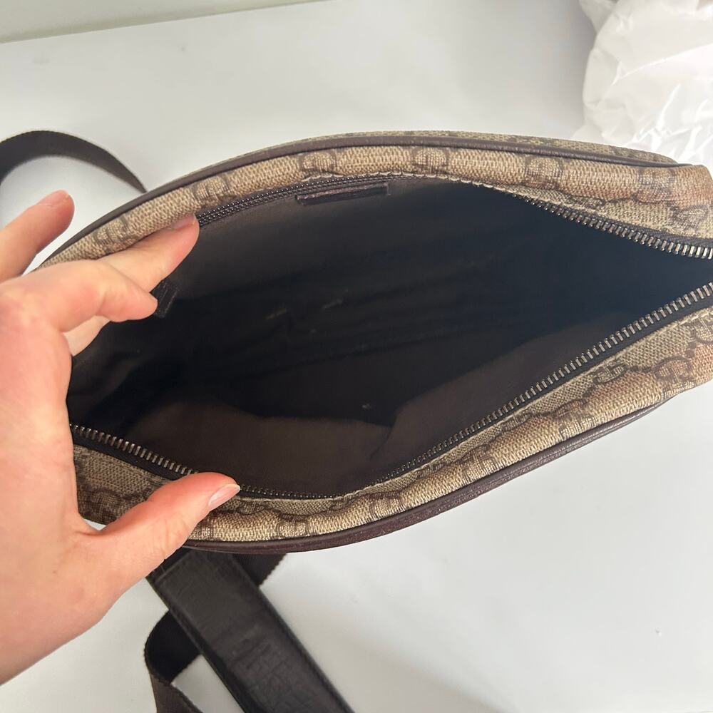 Gucci Vintage GG Supreme Sling Bag Brown - Picture 9 of 11